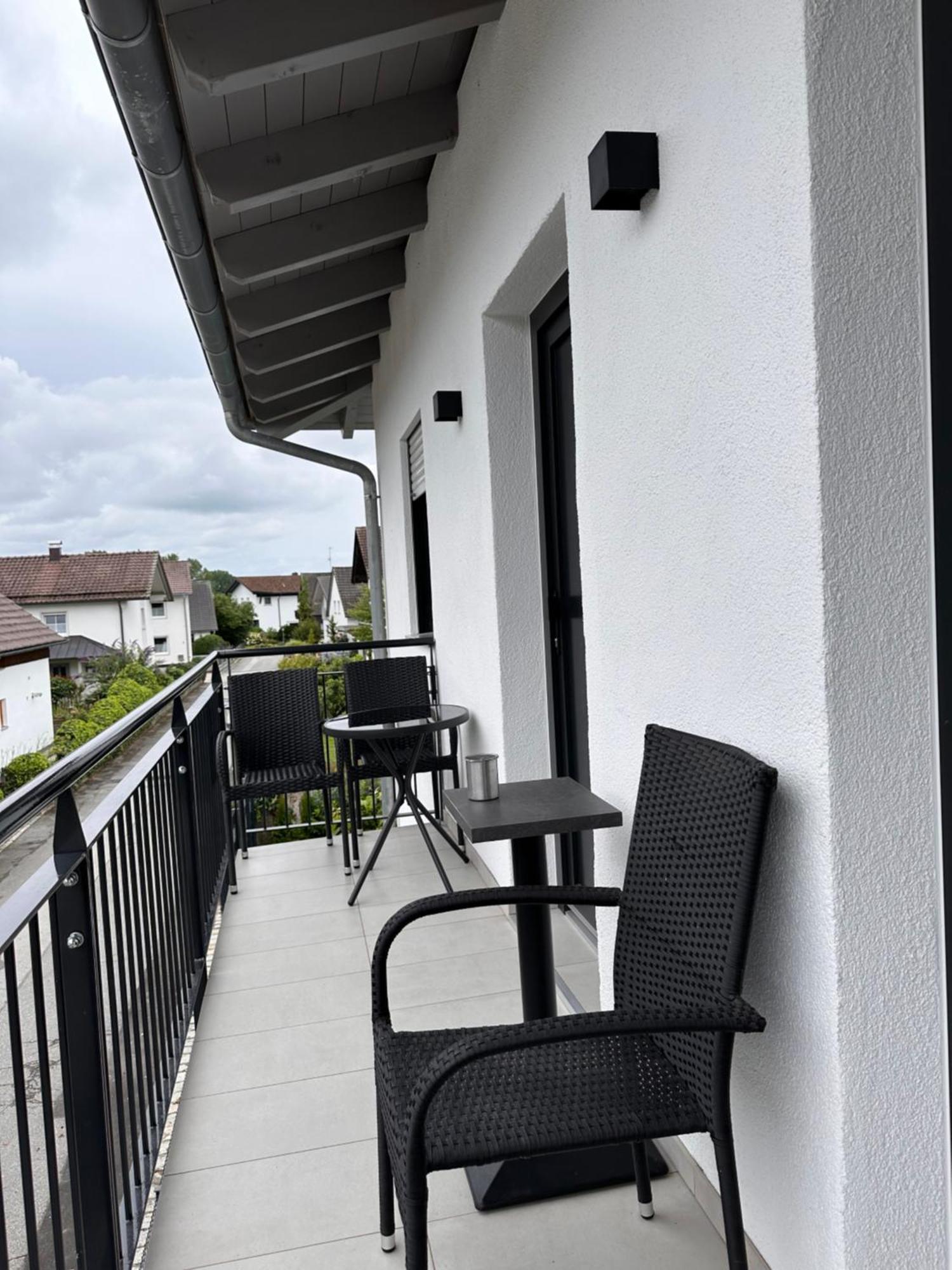 Ferienzimmer Frank, Self-Check-In Nach 21Uhr Niederalteich Exterior foto